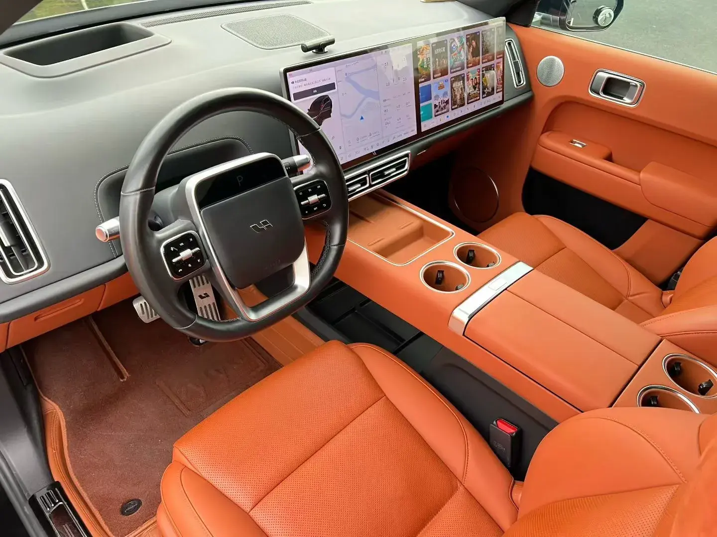 2023 LI L8 thumbnail 4