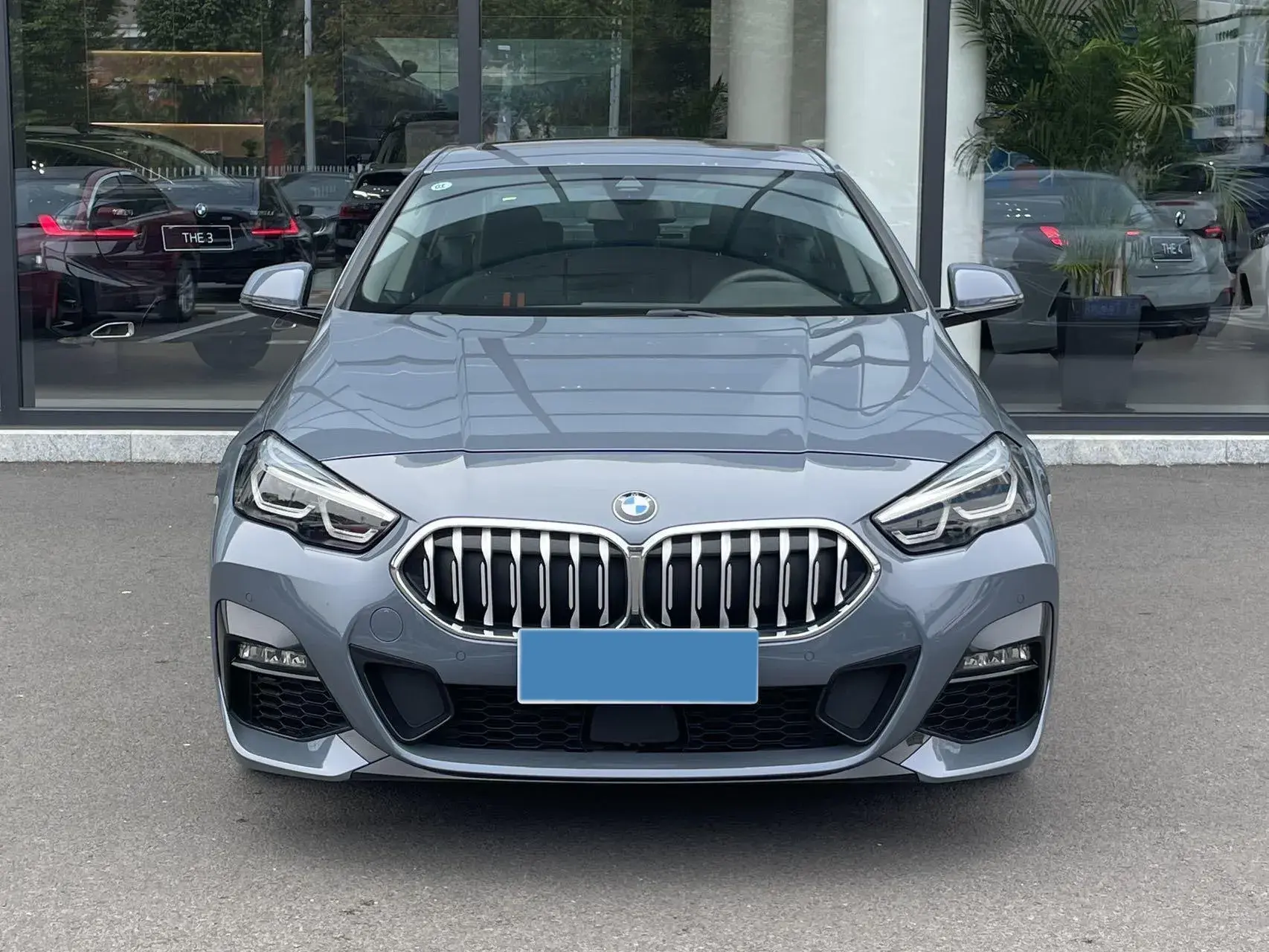 2023 BMW 2 thumbnail 2
