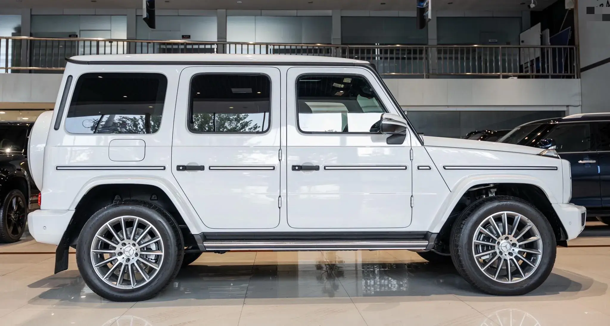 2023 MERCEDES-BENZ G thumbnail 3