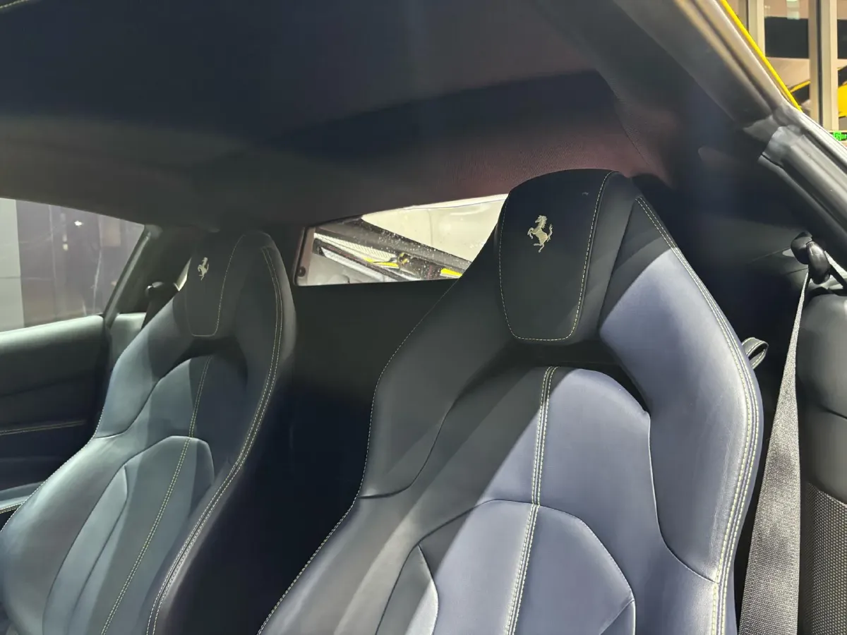 2019 Ferrari F8 3.9T 720HP V8 7DCT,autocango,china used car exporter,china ev exporter,chinese used car exporter,chinese used ev exporter