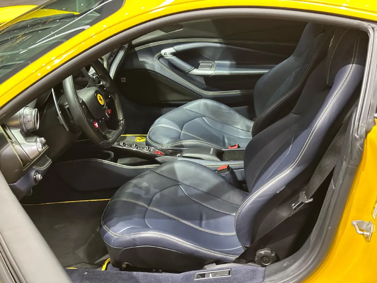 2019 Ferrari F8 3.9T 720HP V8 7DCT,autocango,china used car exporter,china ev exporter,chinese used car exporter,chinese used ev exporter