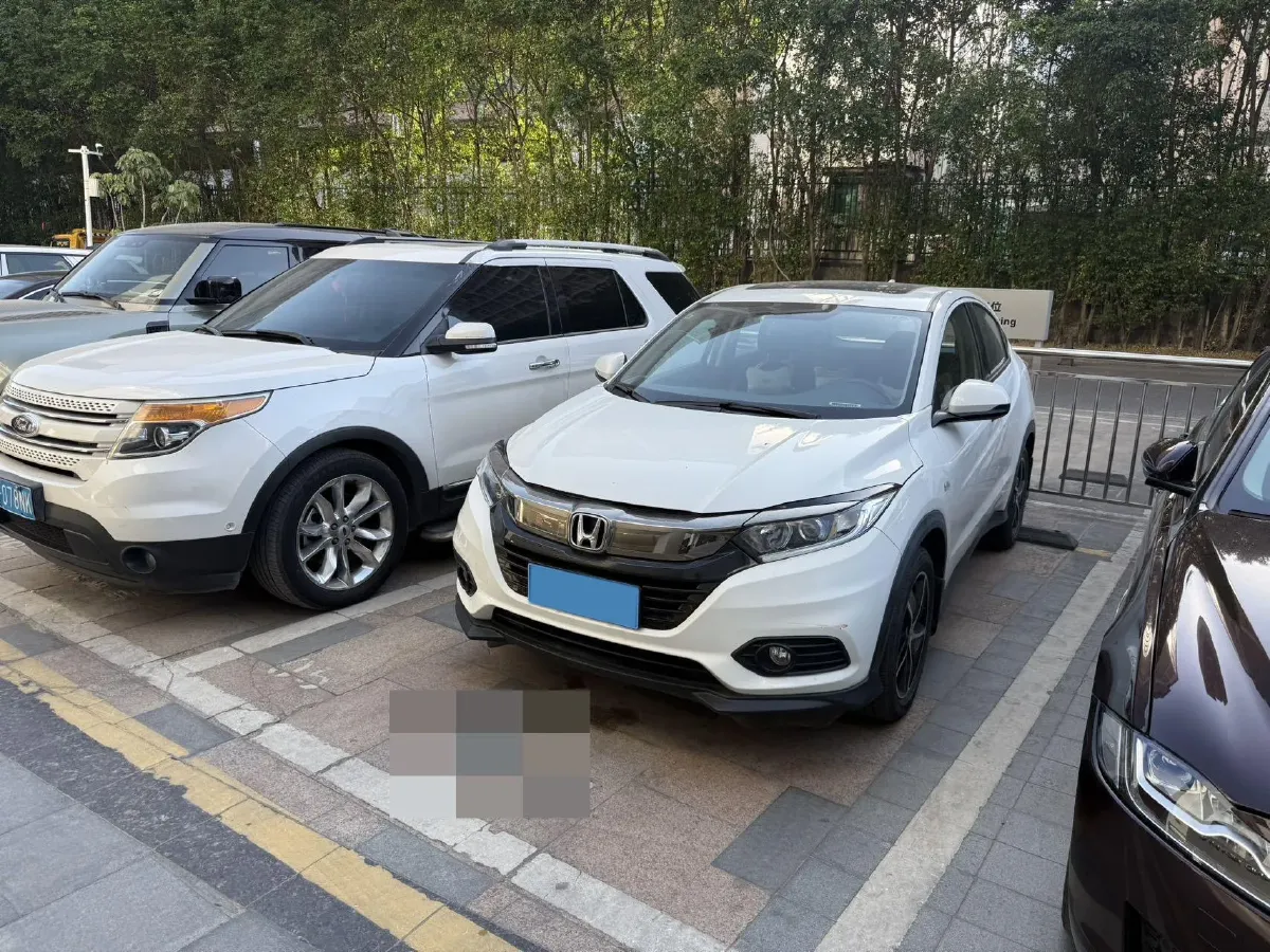 2020 Honda Vezel 1.5L 131HP L4 CVT,autocango,china used car exporter,china ev exporter,chinese used car exporter,chinese used ev exporter