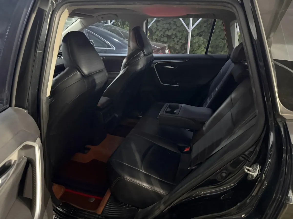 2021 Toyota Wildlander 2.0L 171HP L4 CVT,autocango,china used car exporter,china ev exporter,chinese used car exporter,chinese used ev exporter