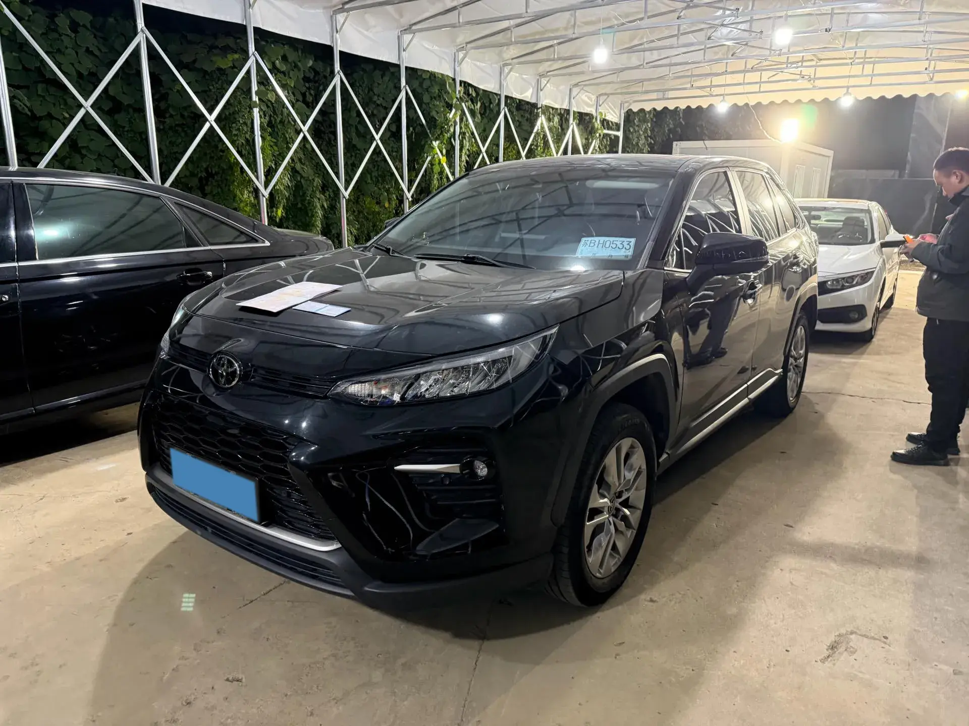 2021 TOYOTA WILDLANDER view 1