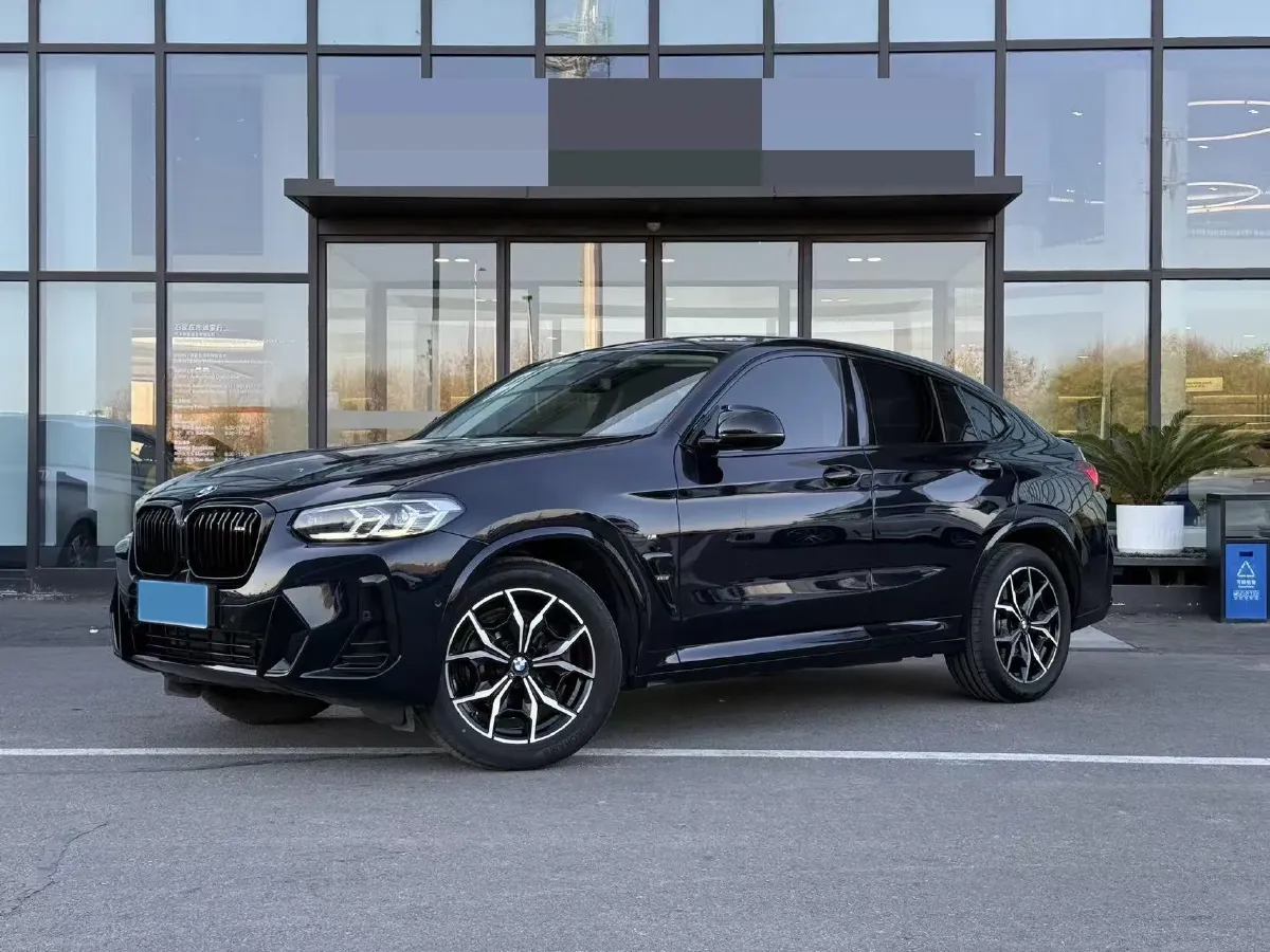 2022 BMW X4 2.0T 245HP L4 8AT,autocango,china used car exporter,china ev exporter,chinese used car exporter,chinese used ev exporter