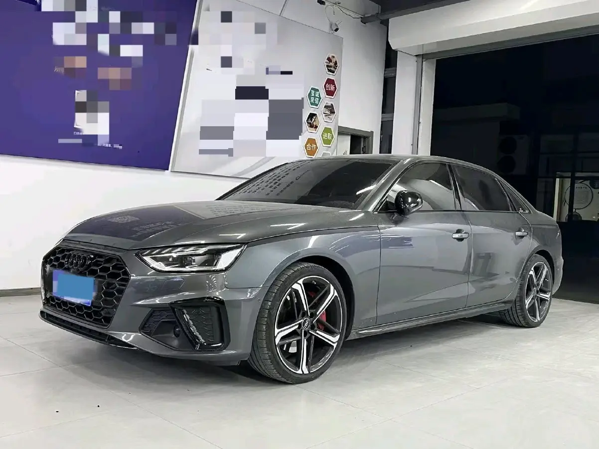 2022 Audi A4L 2.0T 252HP L4 7DCT
