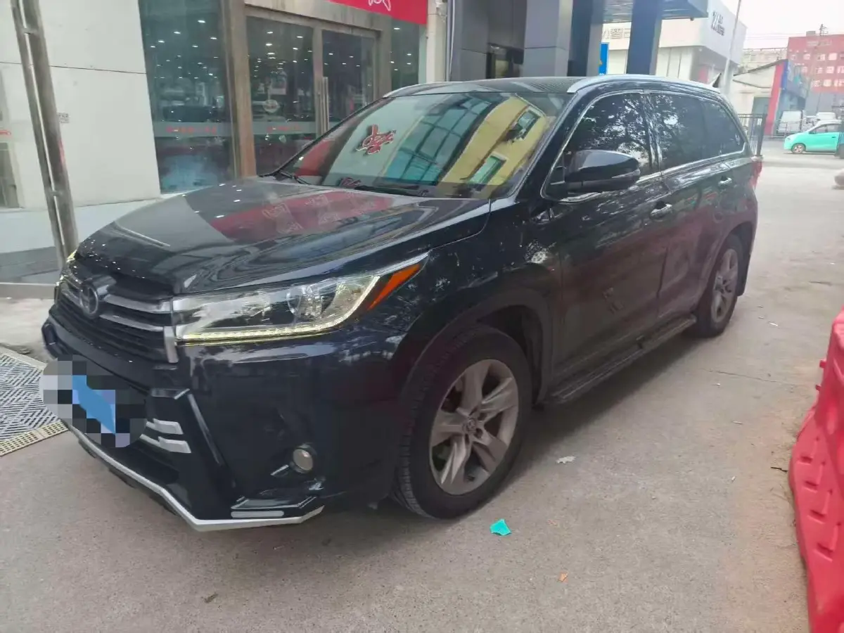2018 Toyota Highlander 2.0T 220HP L4 6AT
