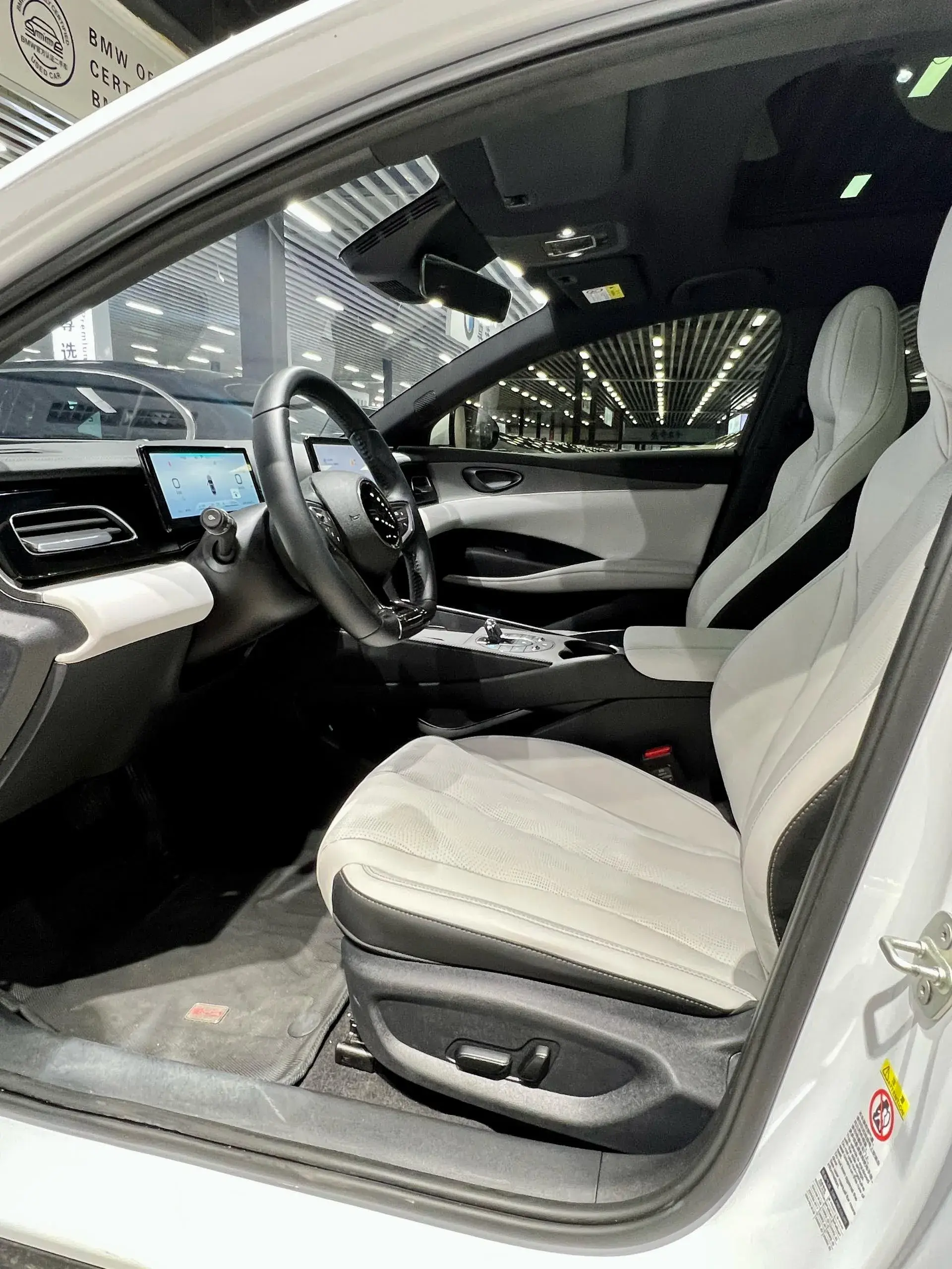 2024 BYD SEAL06 thumbnail 4