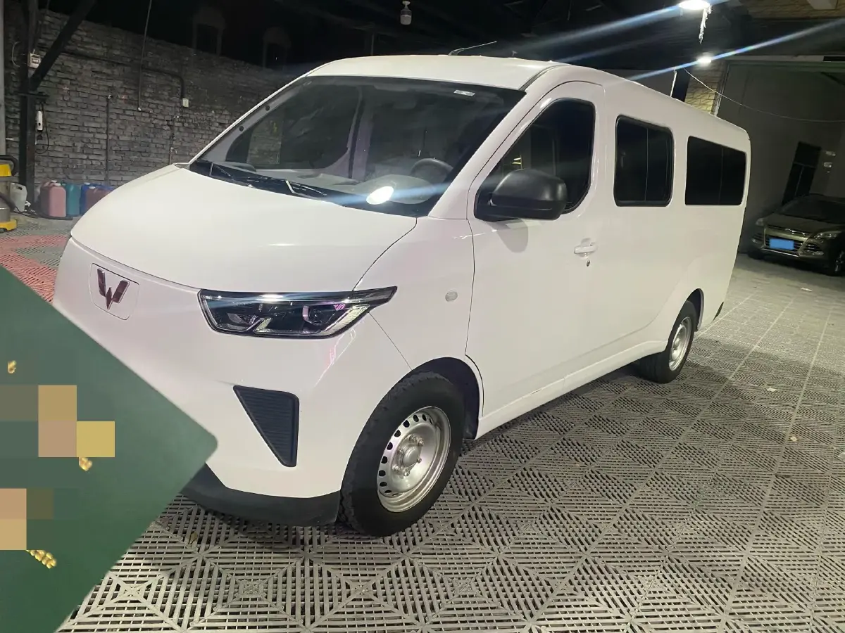 2024 WuLing HongGuang New Energy BEV 32.6KWH