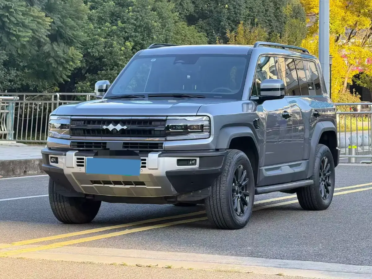 2023 FangChengBao Bao 5 1.5T 194HP L4 E-CVT PHEV 31.8KWH