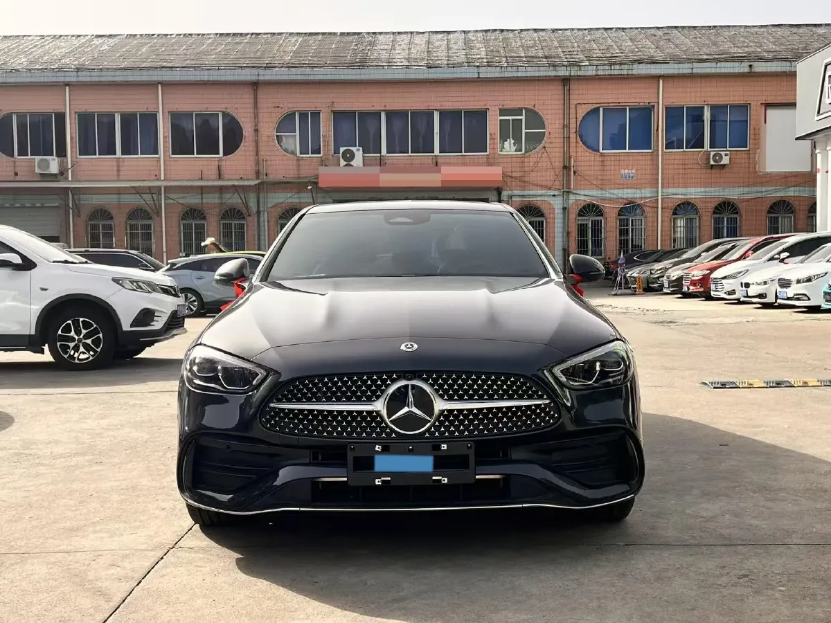 2025 Mercedes-Benz C Class 1.5T 204HP L4 9AT,autocango,china used car exporter,china ev exporter,chinese used car exporter,chinese used ev exporter