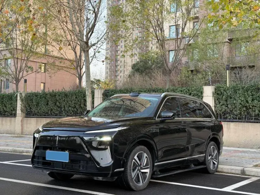 2025 WEY BlueMountain 1.5T 170HP L4 4DHT PHEV 44.5KWH