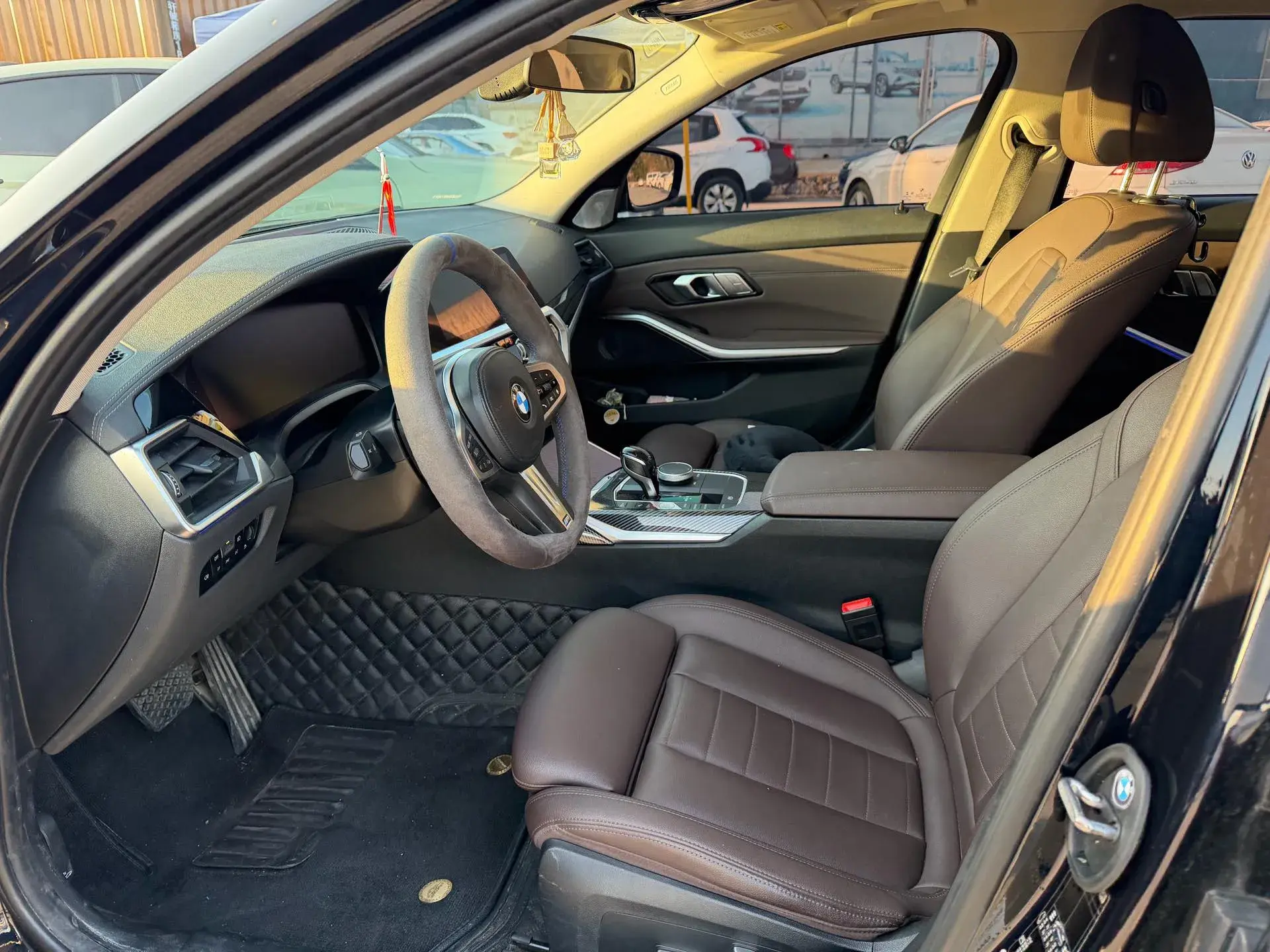 2020 BMW 3 thumbnail 3