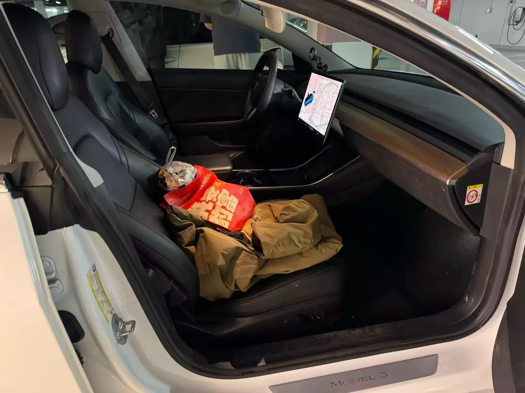 2019 TESLA MODEL thumbnail 3