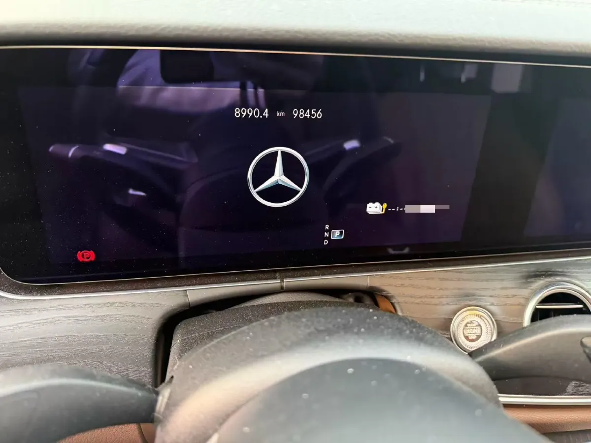 2022 Mercedes-Benz E Class 2.0T 211HP L4 9AT PHEV 25.4KWH,autocango,china used car exporter,china ev exporter,chinese used car exporter,chinese used ev exporter