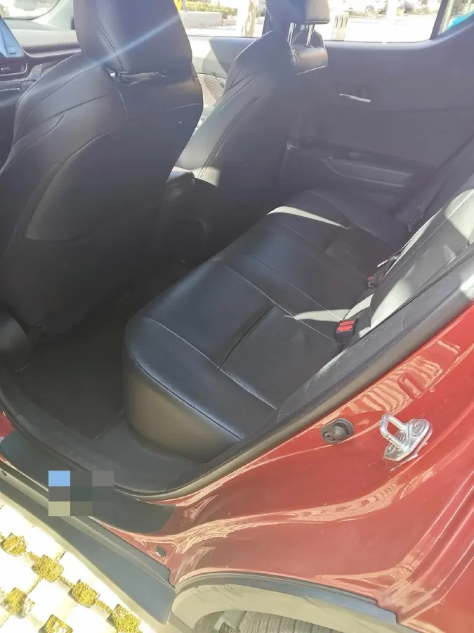 2020 Toyota C-HR EV BEV 54.3KWH,autocango,china used car exporter,china ev exporter,chinese used car exporter,chinese used ev exporter