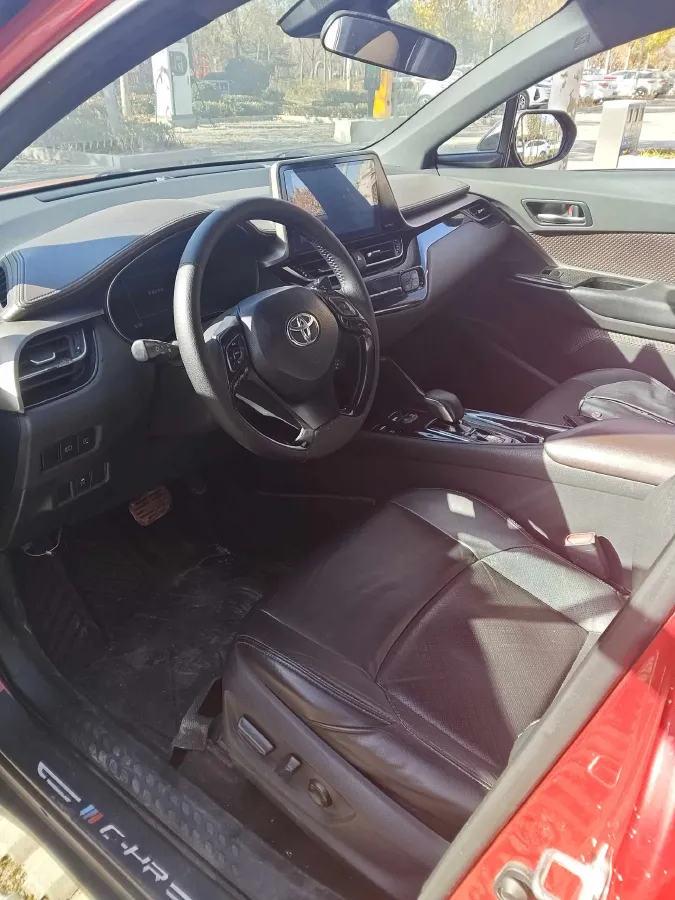 2020 Toyota C-HR EV BEV 54.3KWH,autocango,china used car exporter,china ev exporter,chinese used car exporter,chinese used ev exporter