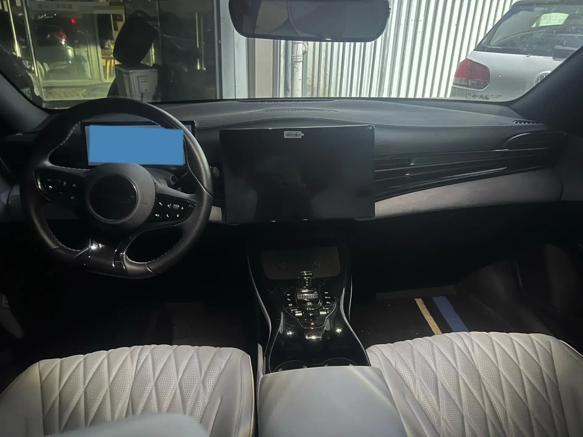 2022 BYD SEAL thumbnail 4