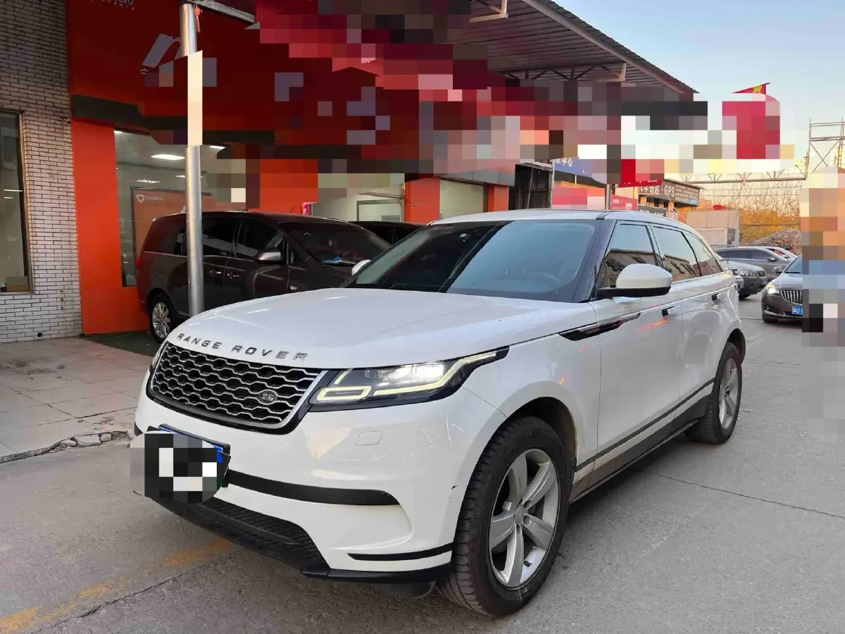 2018 Land Rover Range Rover Velar 2.0T 250HP L4 8AT 2018 Land Rover Range Rover Velar 2.0T 250HP L4 8AT