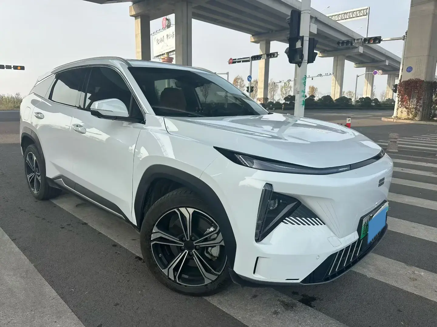 2024 GEELY GALAXY thumbnail 3