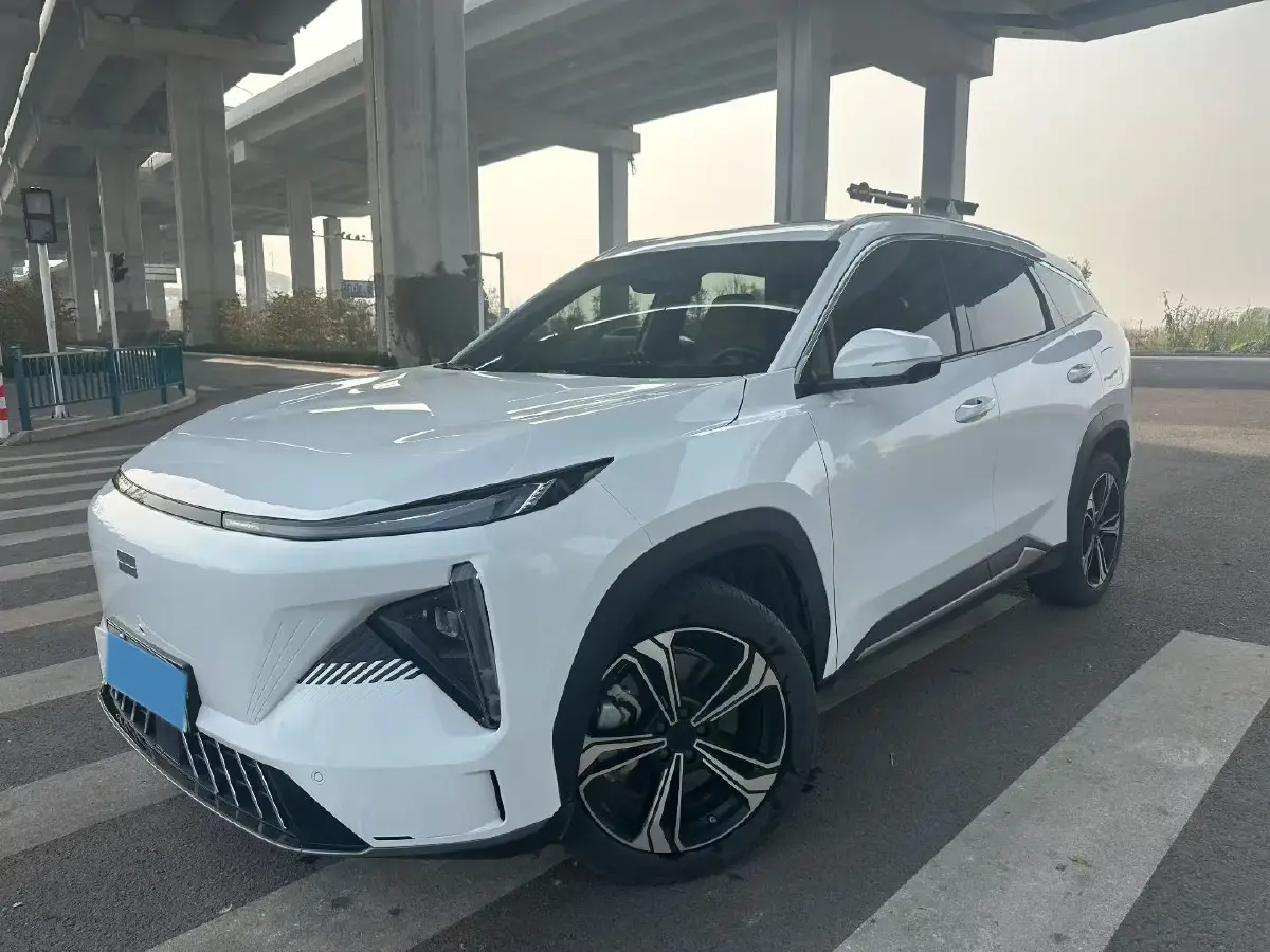 2024 Geely Galaxy L7 1.5T 163HP L4 3DHT PHEV 18.7KWH