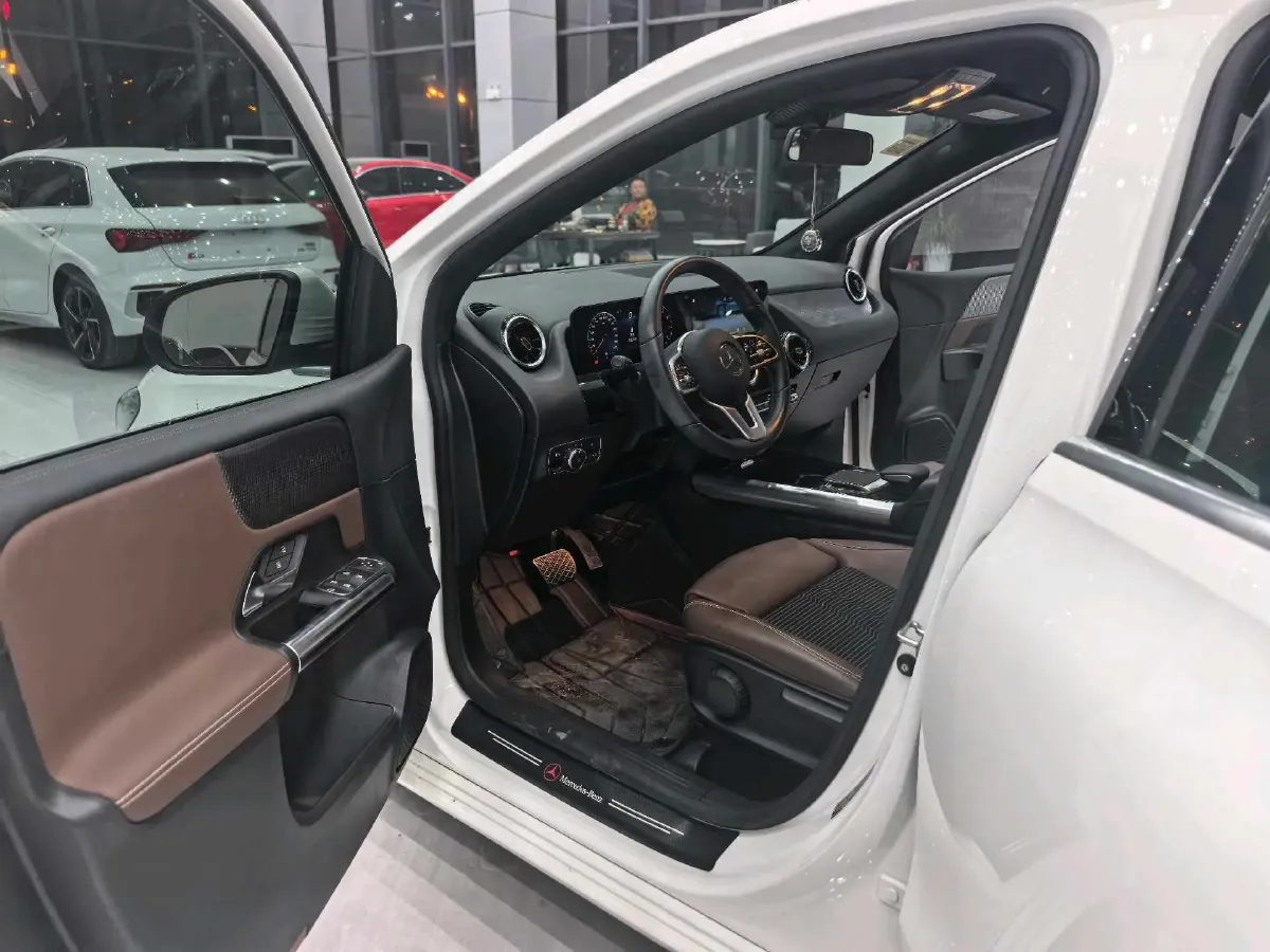 2021 Mercedes-Benz B Class 1.3T 136HP L4 7DCT,autocango,china used car exporter,china ev exporter,chinese used car exporter,chinese used ev exporter
