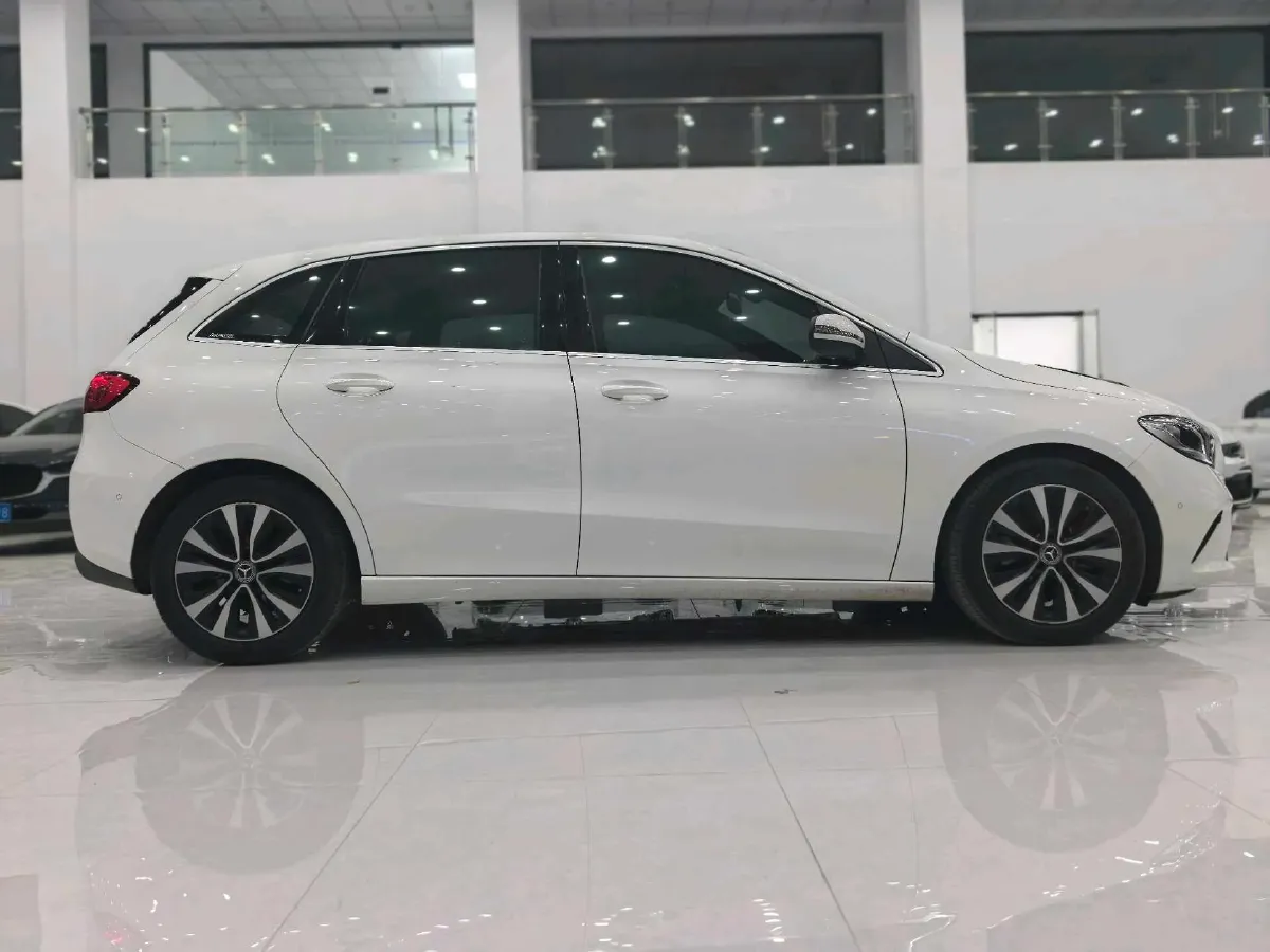 2021 Mercedes-Benz B Class 1.3T 136HP L4 7DCT,autocango,china used car exporter,china ev exporter,chinese used car exporter,chinese used ev exporter