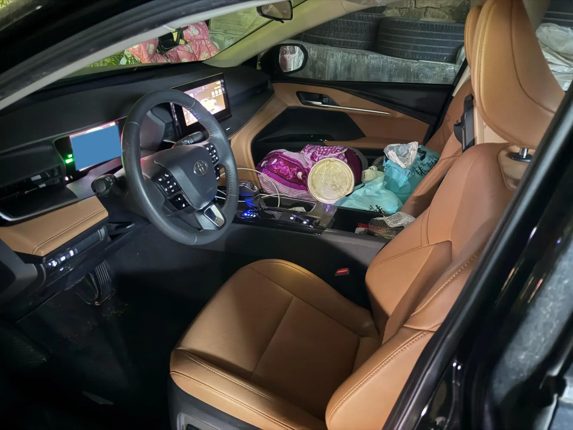 2024 TOYOTA CAMRY thumbnail 3