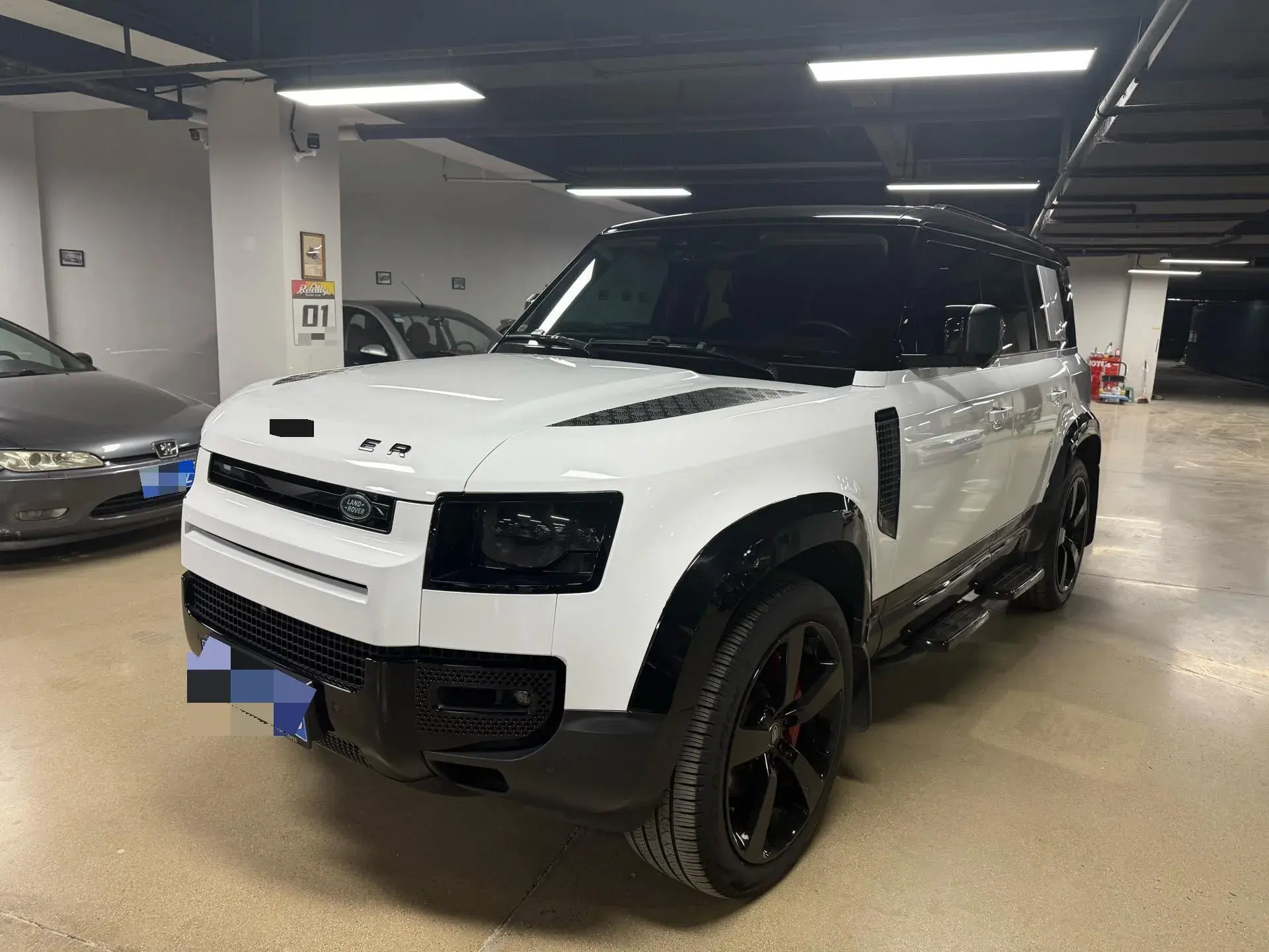 2020 LAND ROVER view 1