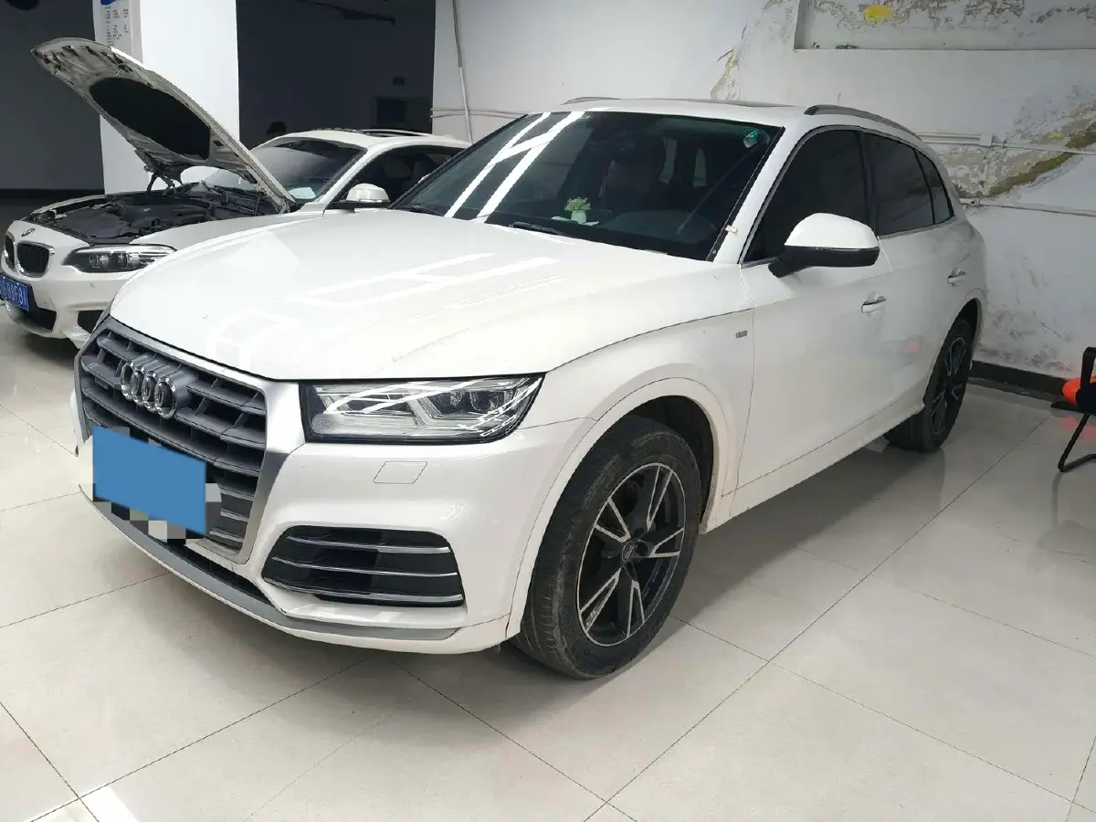 2020 Audi Q5L 2.0T 190HP L4 7DCT