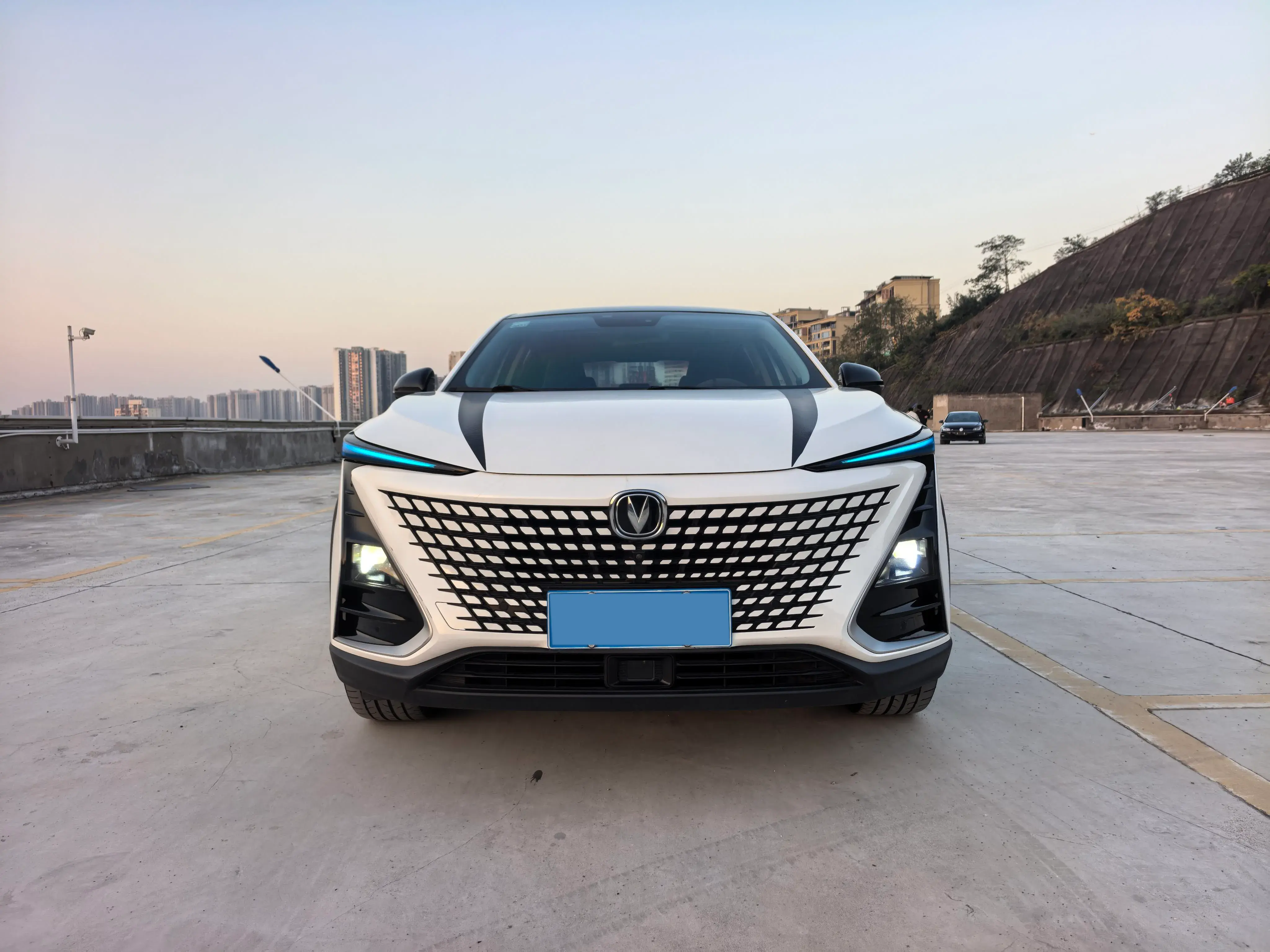 2020 CHANGAN UNI-T thumbnail 2