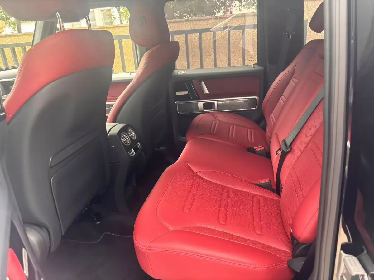 2025 Mercedes-Benz G Class 3.0T 449HP L6 9AT,autocango,china used car exporter,china ev exporter,chinese used car exporter,chinese used ev exporter