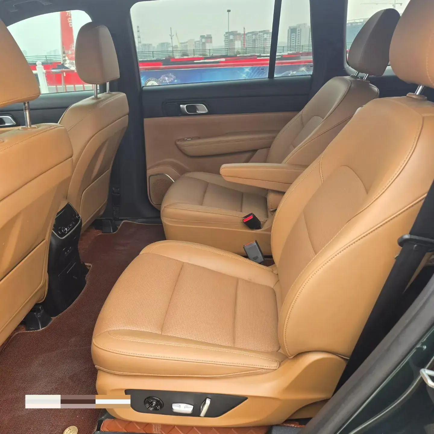 2021 LI ONE thumbnail 4