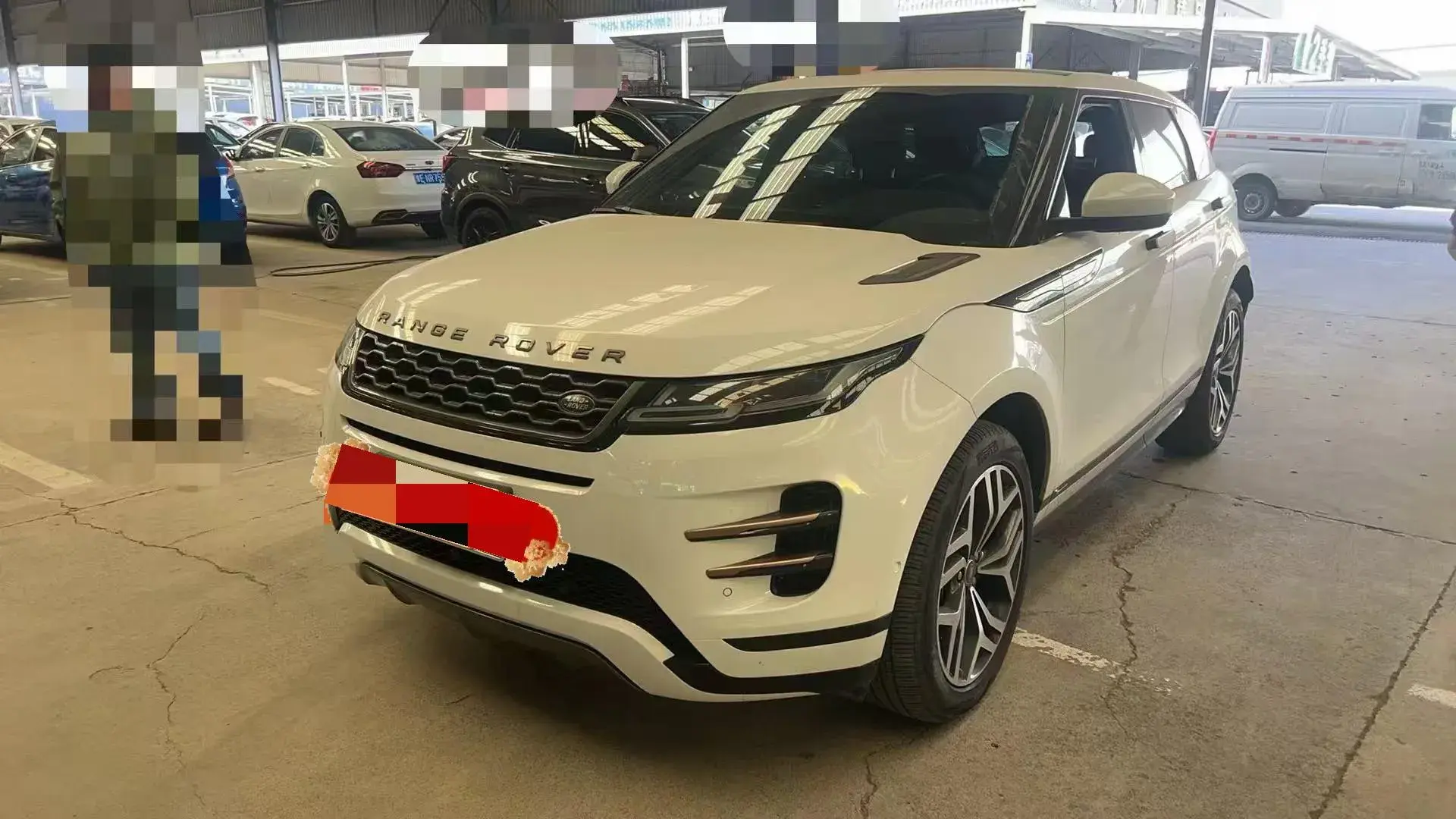 2020 LAND ROVER view 1