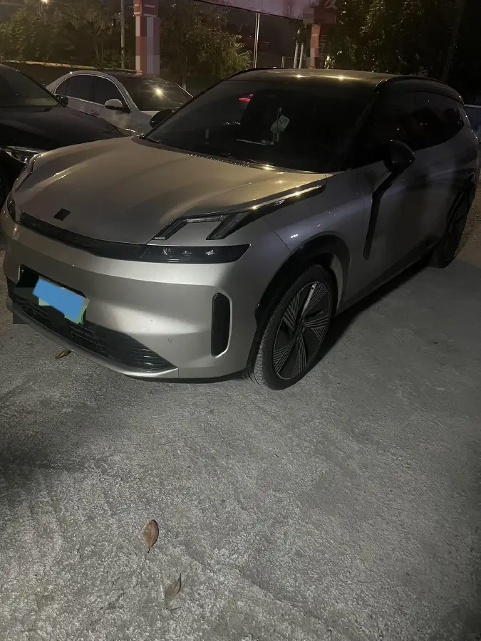 2023 LYNK&CO 08 EM-P 1.5T 163HP L4 3DHT PHEV 39.8KWH