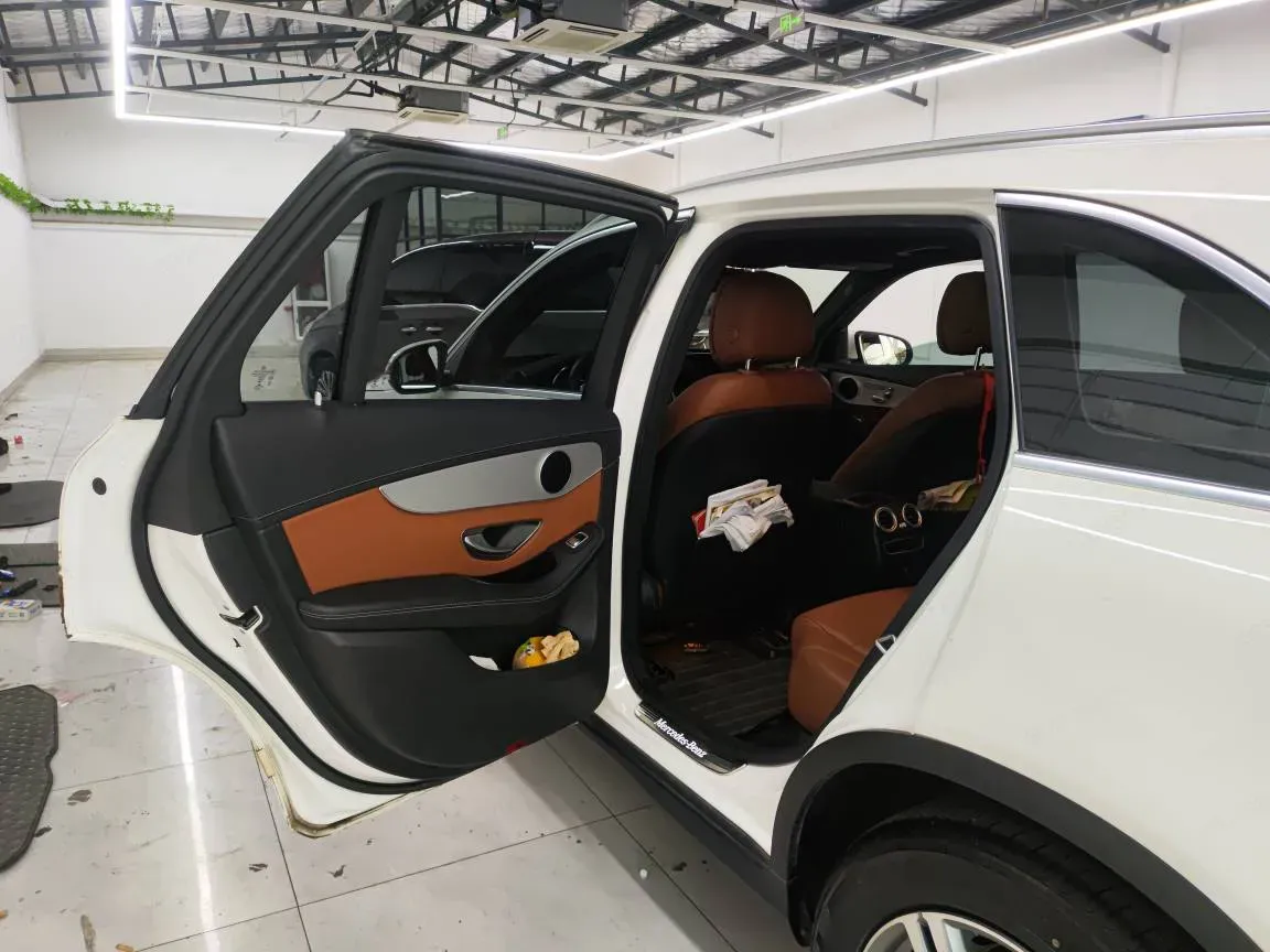 2021 Mercedes-Benz GLC Class 2.0T 197HP L4 9AT,autocango,china used car exporter,china ev exporter,chinese used car exporter,chinese used ev exporter