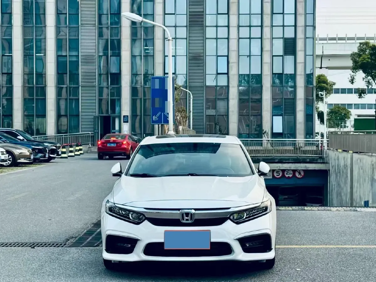 2019 Honda Inspire 1.5T 194HP L4 CVT,autocango,china used car exporter,china ev exporter,chinese used car exporter,chinese used ev exporter