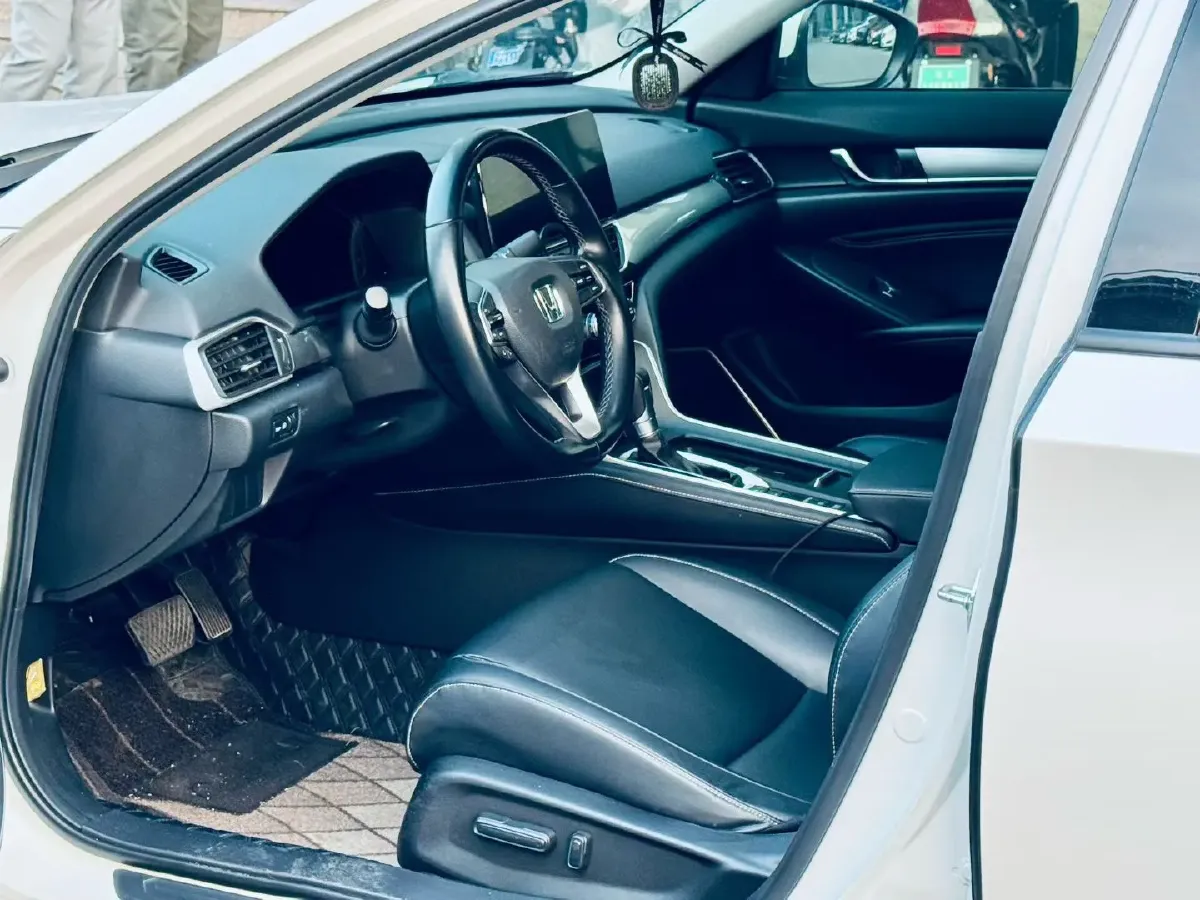 2019 Honda Inspire 1.5T 194HP L4 CVT,autocango,china used car exporter,china ev exporter,chinese used car exporter,chinese used ev exporter