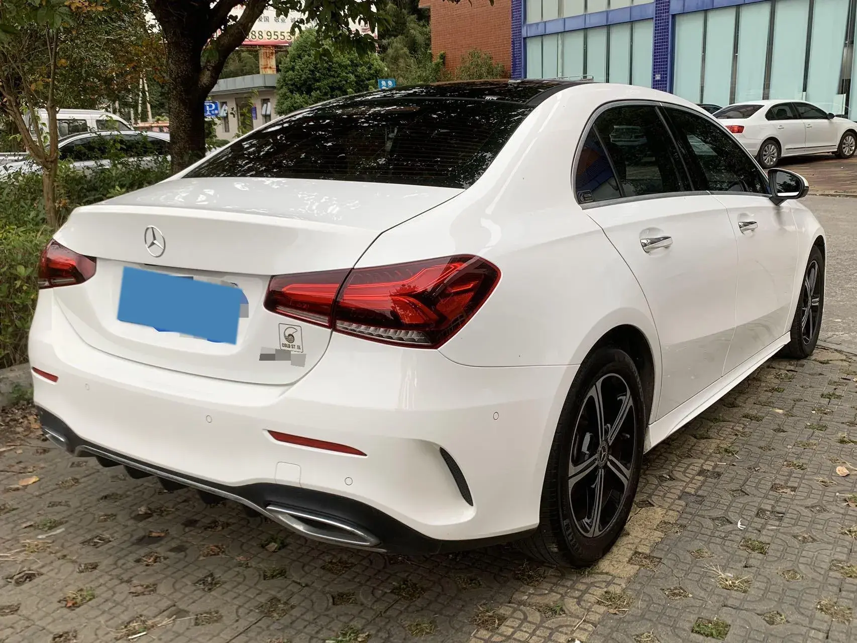 2022 MERCEDES-BENZ A thumbnail 3