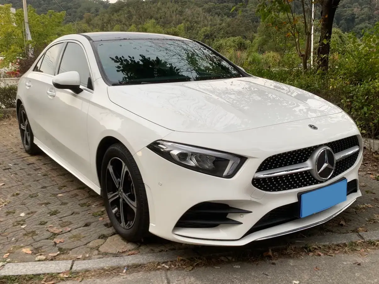 2022 MERCEDES-BENZ A thumbnail 2
