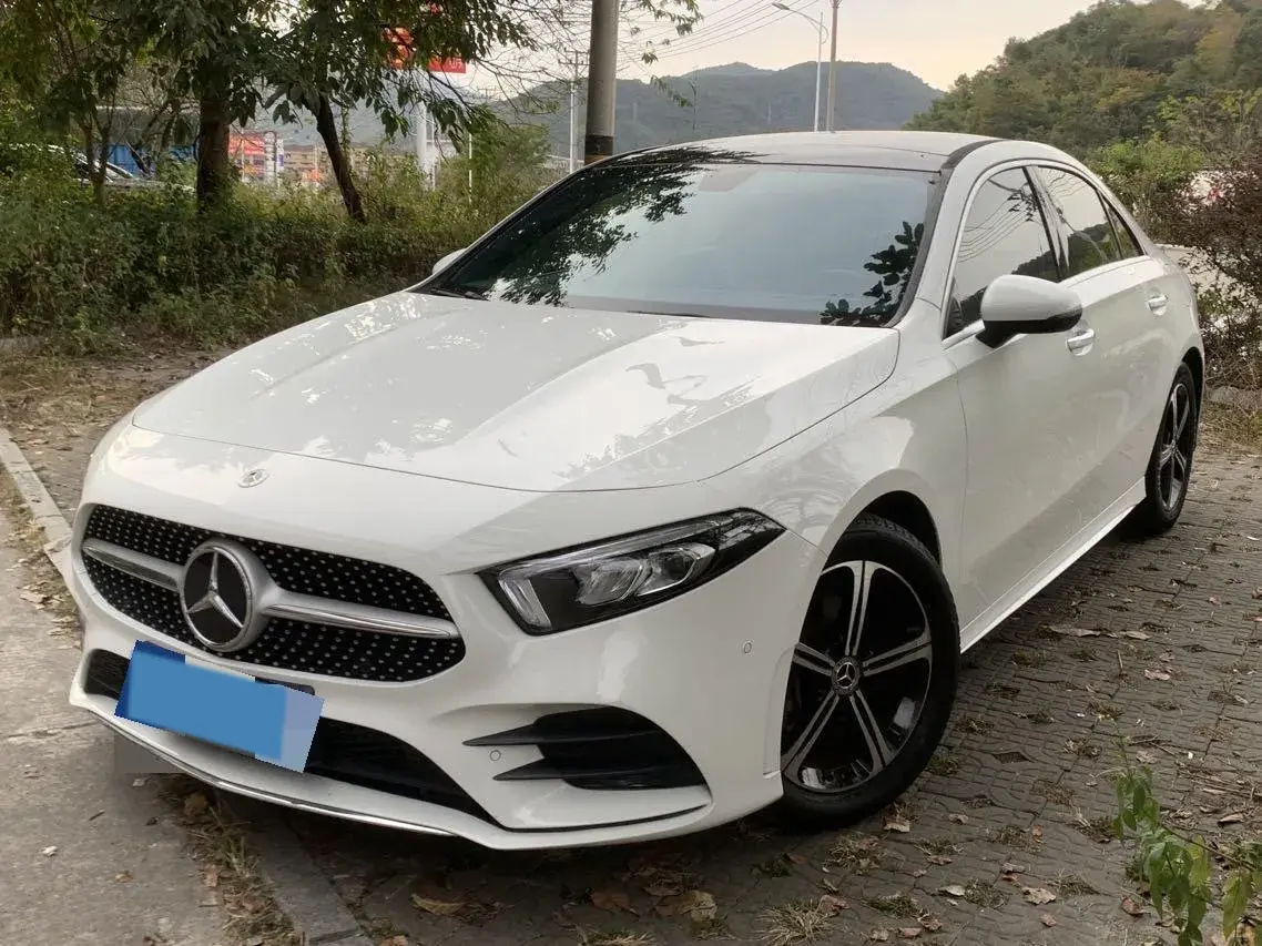 2022 MERCEDES-BENZ A view 1