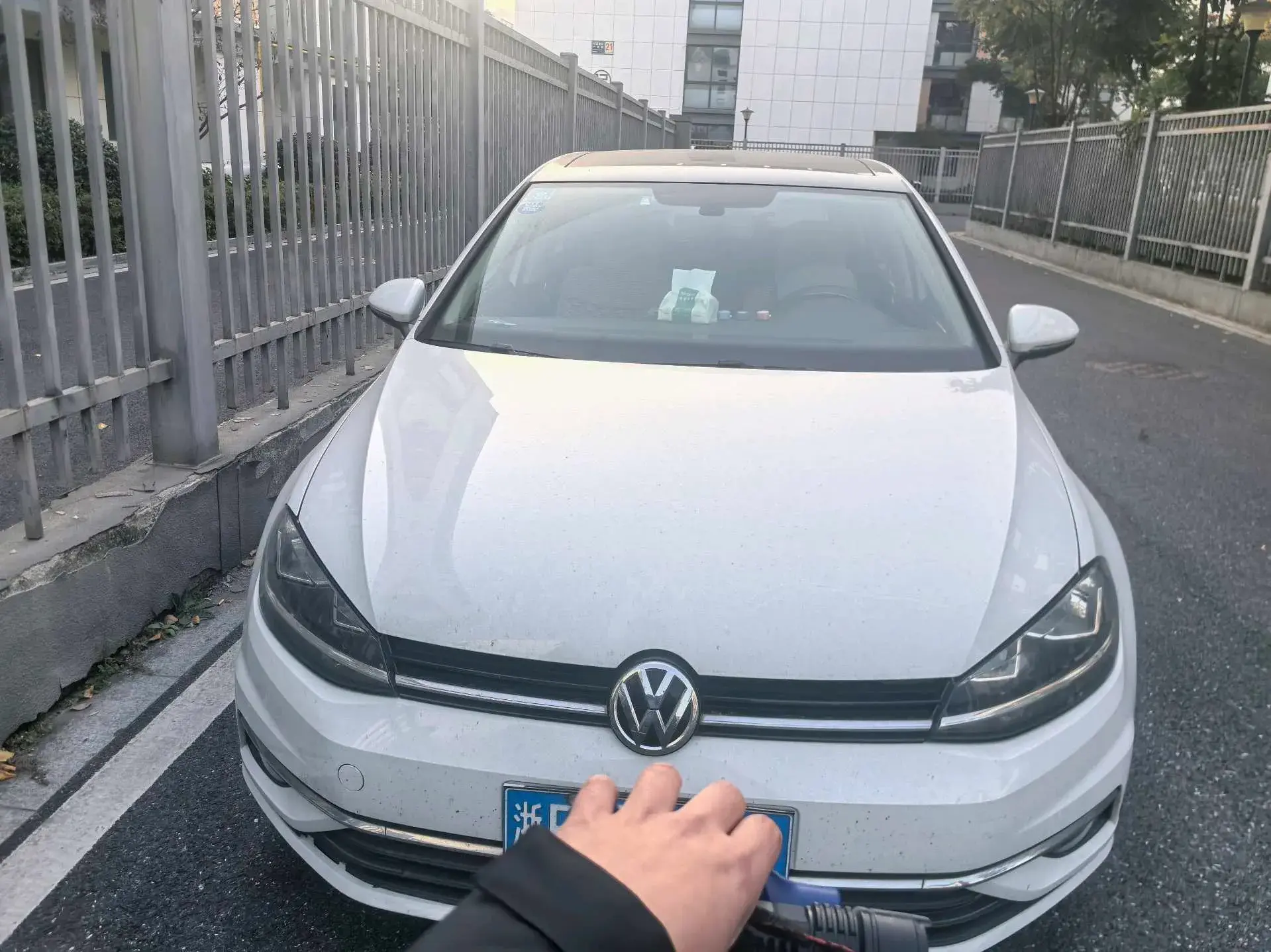 2019 VOLKSWAGEN GOLF thumbnail 2