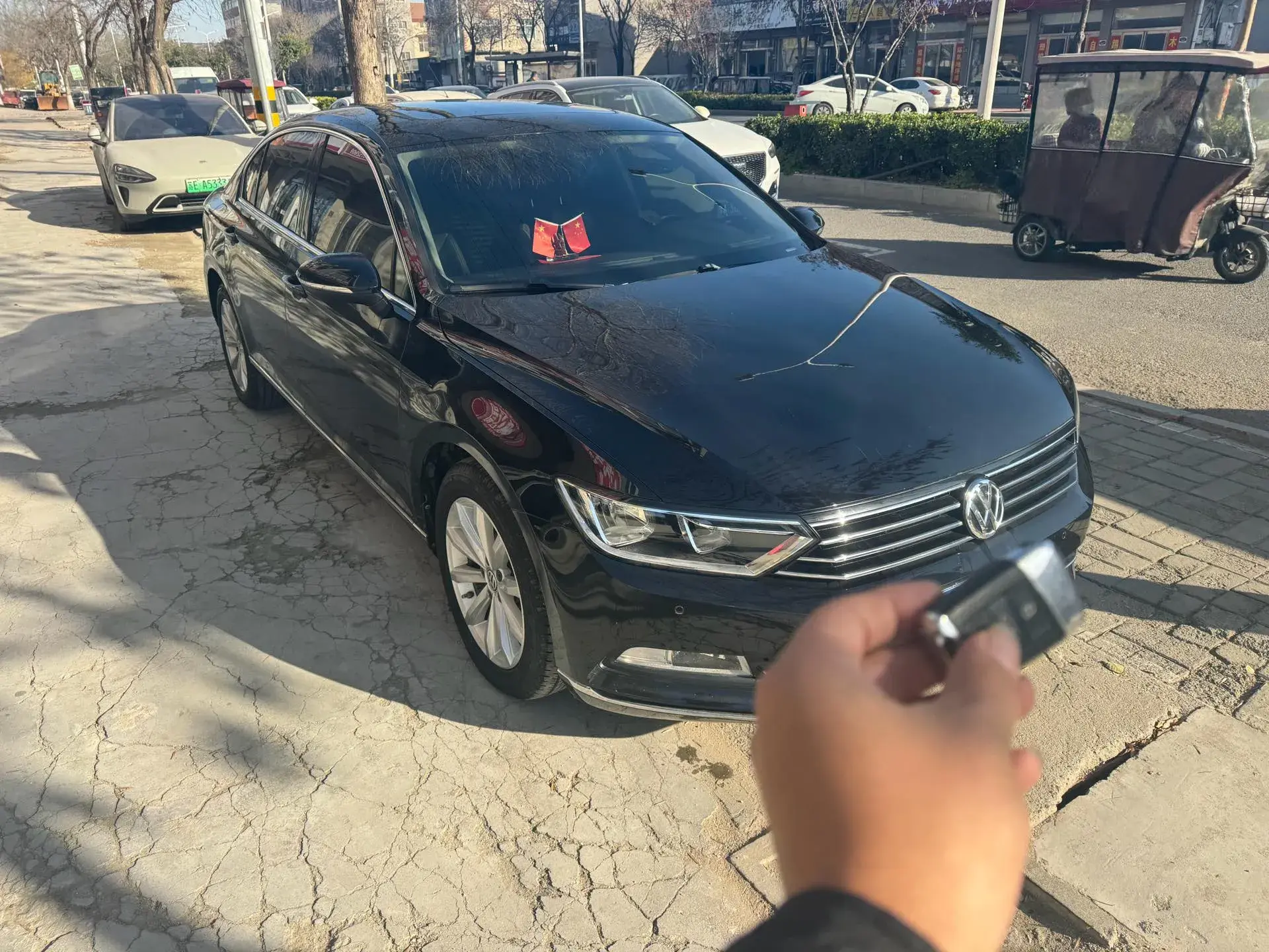 2018 VOLKSWAGEN MAGOTAN thumbnail 2