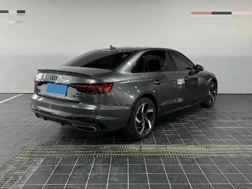 2023 Audi A4L 2.0T 190HP L4 7DCT,autocango,china used car exporter,china ev exporter,chinese used car exporter,chinese used ev exporter