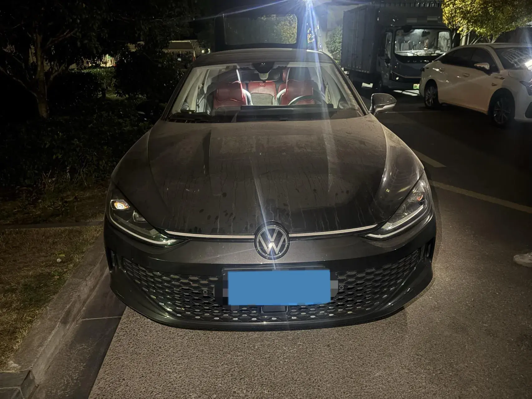 2024 VOLKSWAGEN LAMANDO thumbnail 2