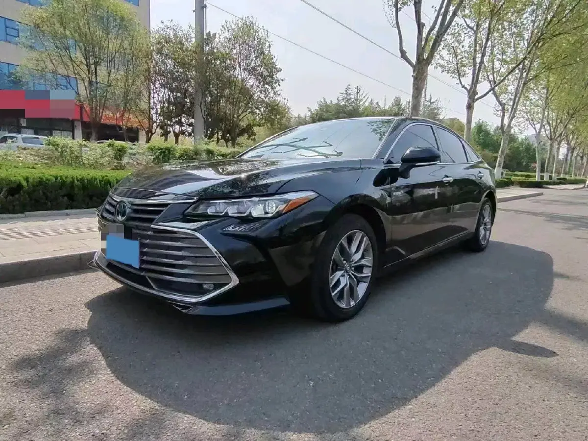 2021 Toyota Avalon 2.5L 209HP L4 8AT