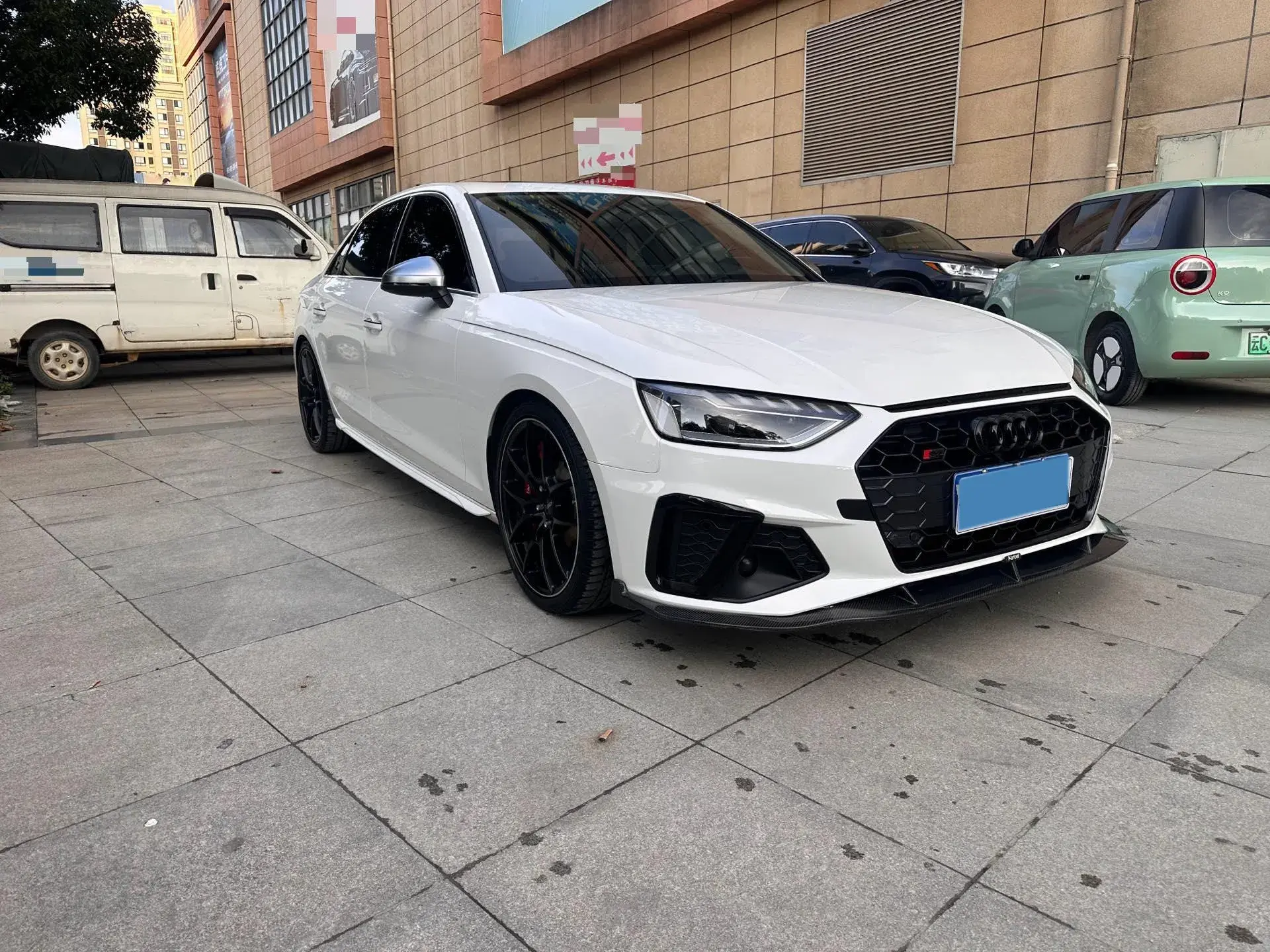 2020 AUDI A4L thumbnail 3