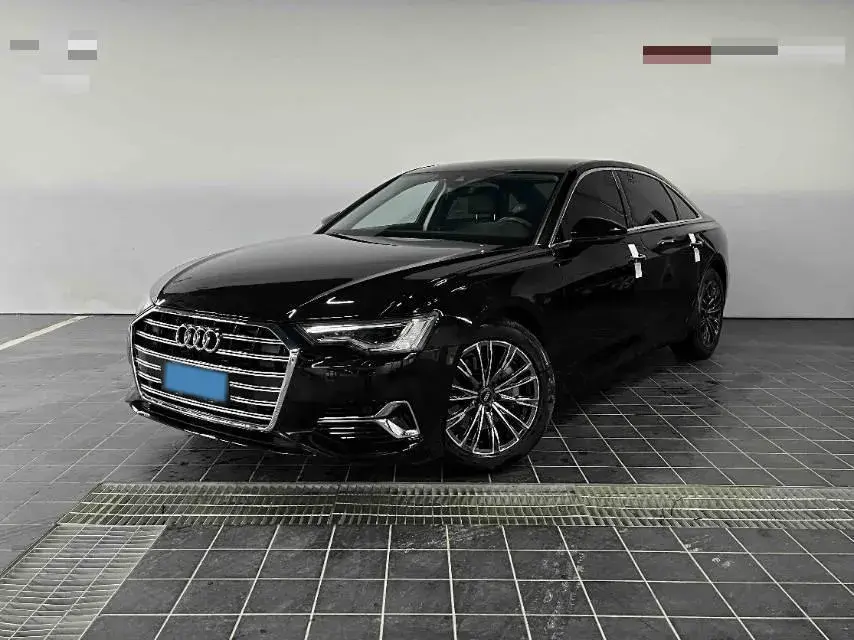 2023 AUDI A6L view 1