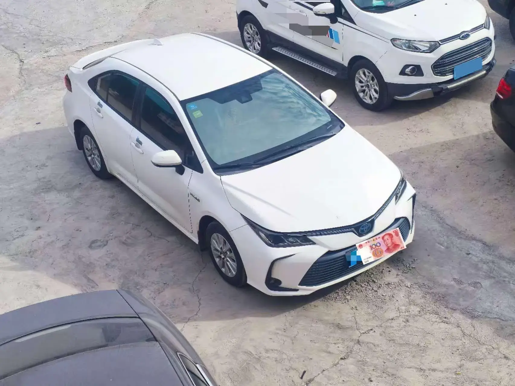 2019 TOYOTA COROLLA thumbnail 3