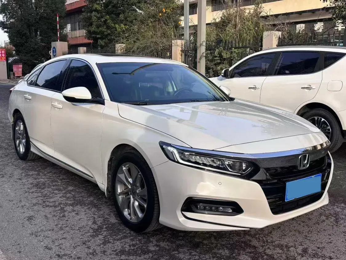 2018 Honda Accord 1.5T 194HP L4 CVT,autocango,china used car exporter,china ev exporter,chinese used car exporter,chinese used ev exporter